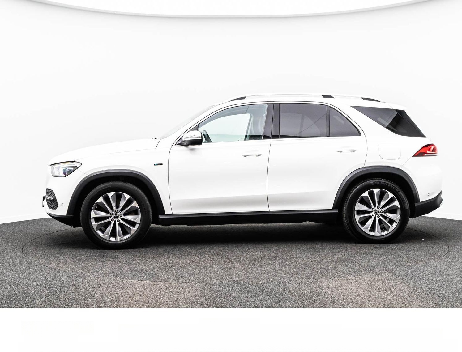 Mercedes-Benz GLE 350de 4MATIC DISTRO+/HuD/MEMORY/MULTI/KAMERA foto 12