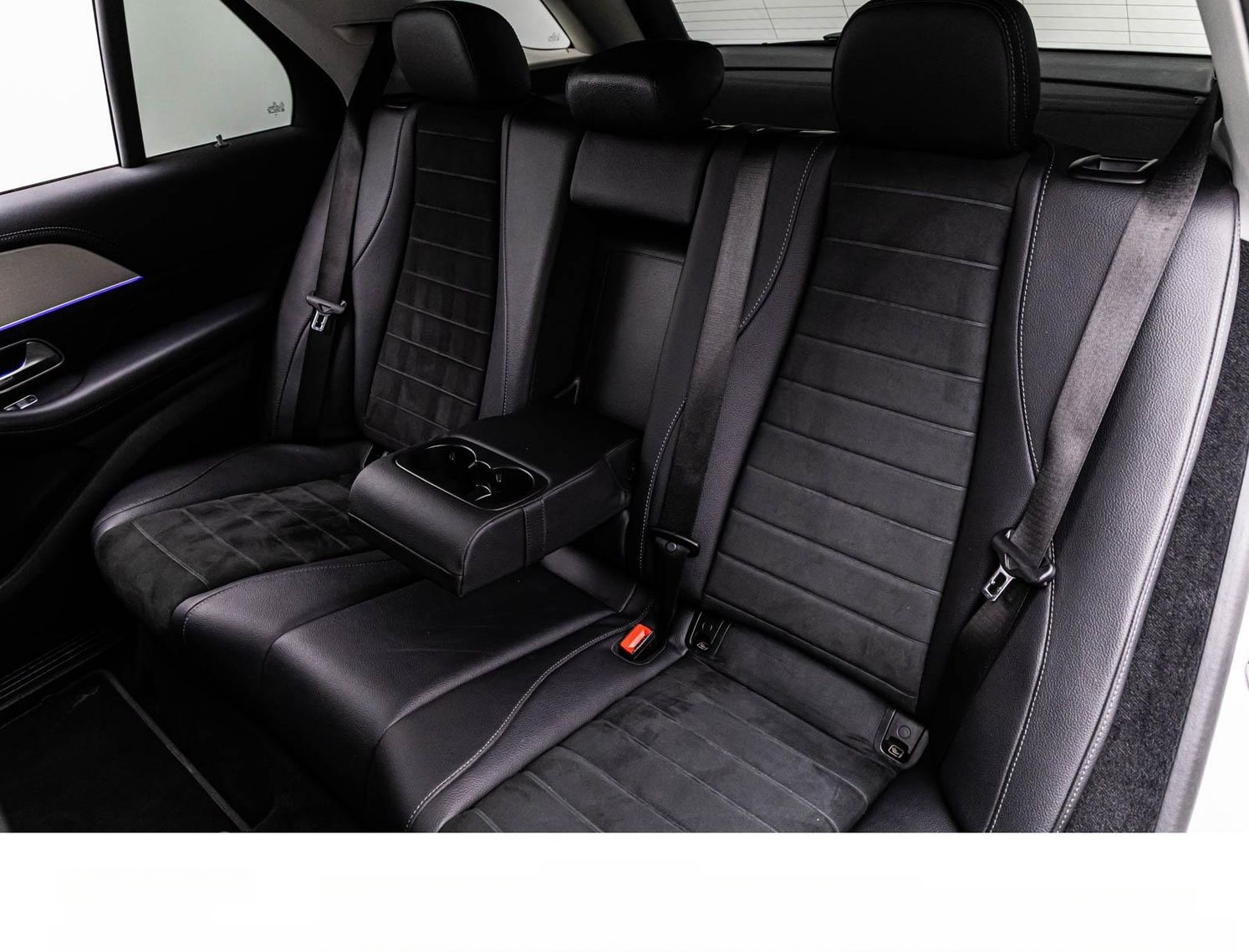 Mercedes-Benz GLE 350de 4MATIC DISTRO+/HuD/MEMORY/MULTI/KAMERA foto 18