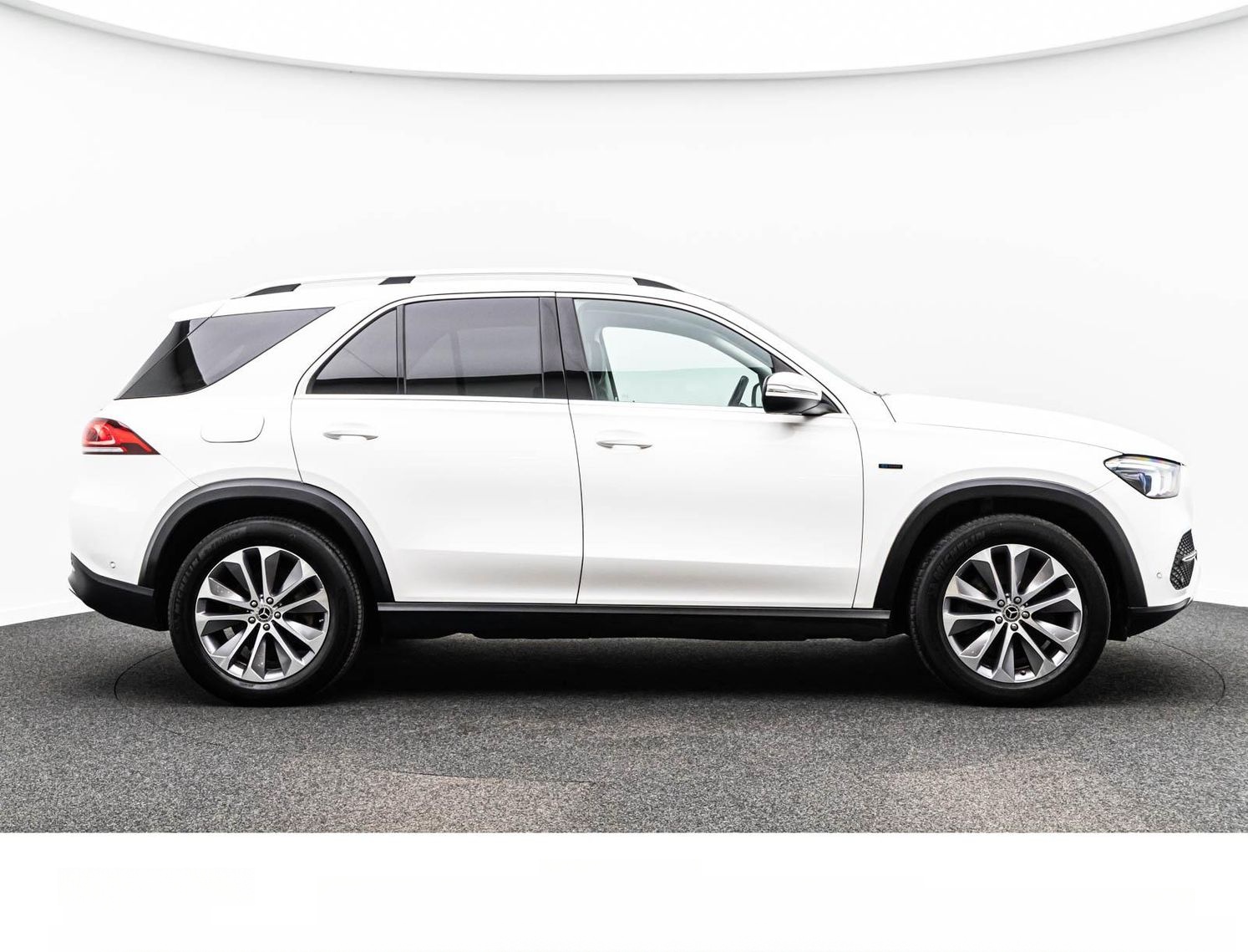 Mercedes-Benz GLE 350de 4MATIC DISTRO+/HuD/MEMORY/MULTI/KAMERA foto 8