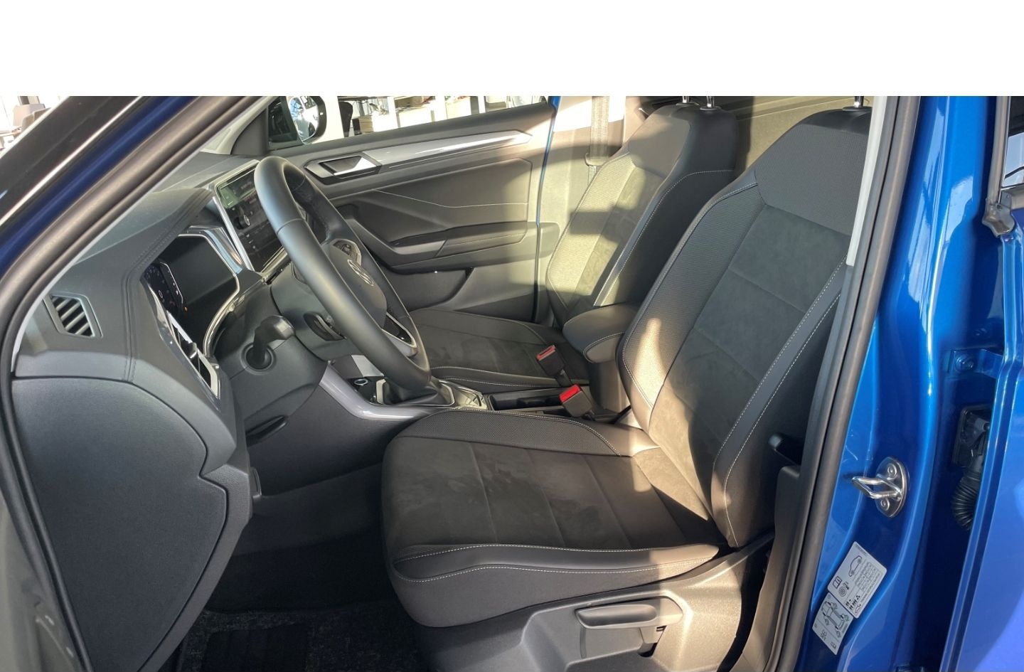 Volkswagen T-Roc Style 1.5 TSI AHK Navi el.Hecklappe ACC IQ foto 11