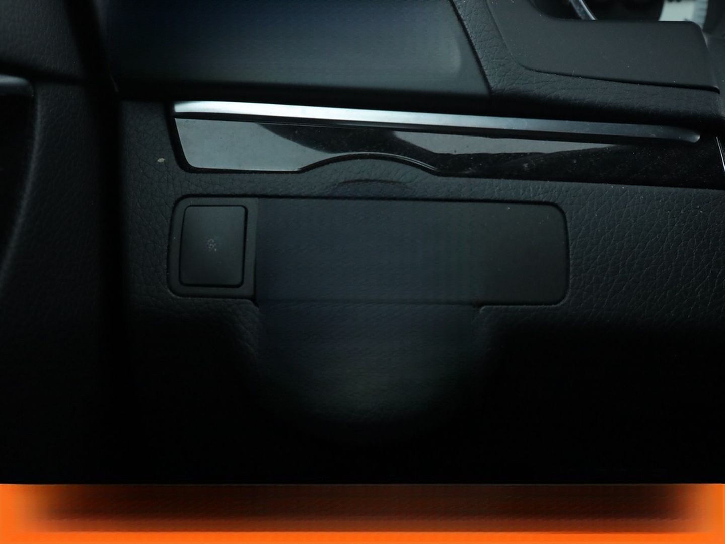 Mercedes-Benz E-Klasse E 250 CGI Aut.*NAVI*TEMPO*PDC*SHZ* foto 27