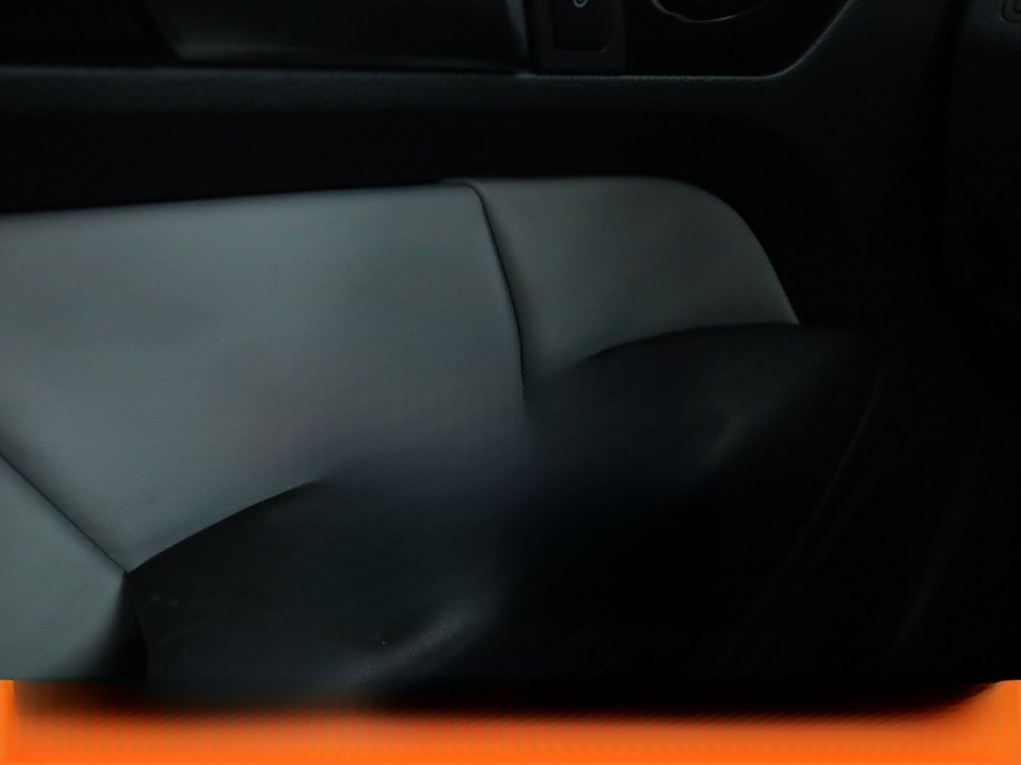 Mercedes-Benz E-Klasse E 250 CGI Aut.*NAVI*TEMPO*PDC*SHZ* foto 32