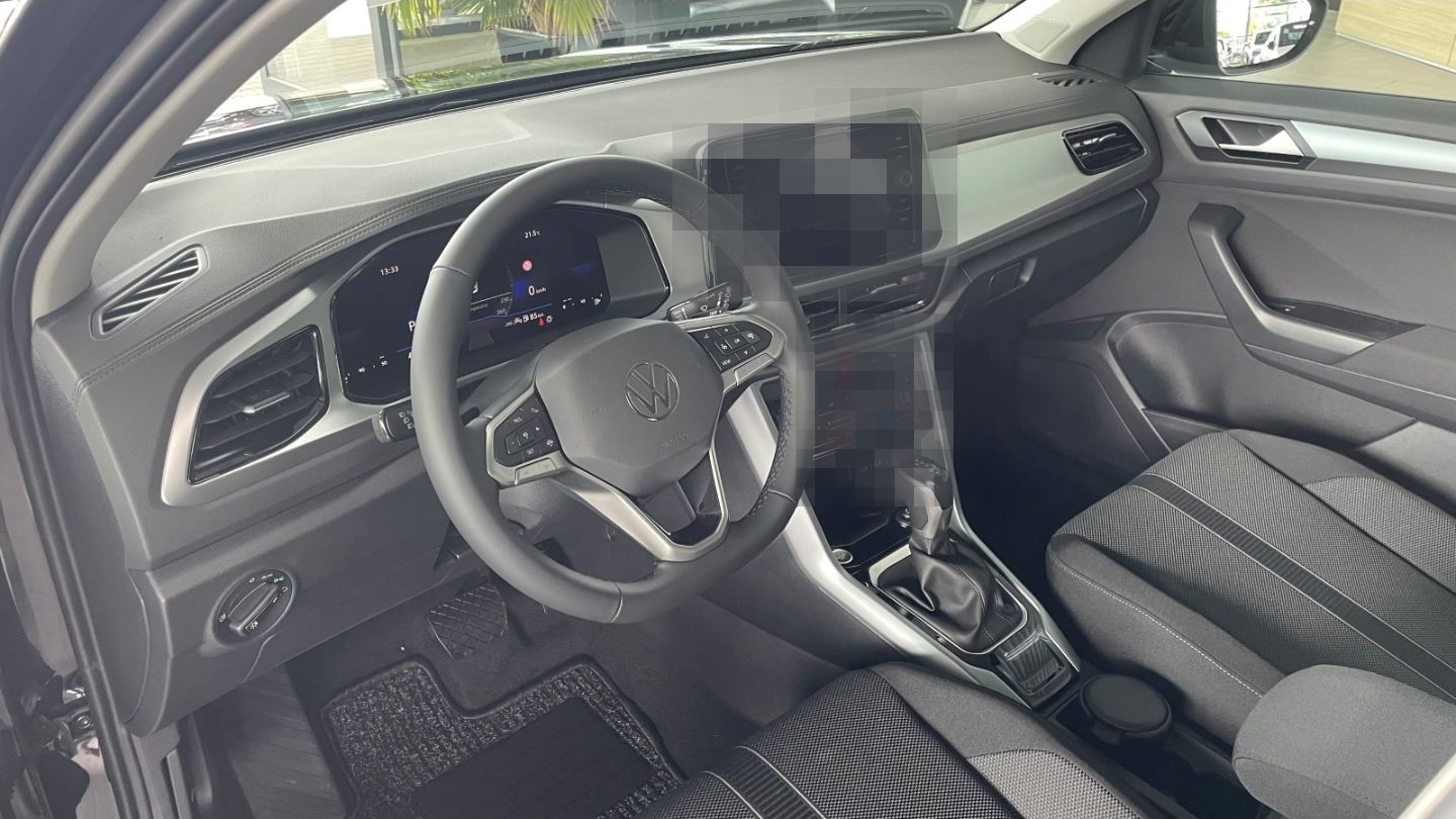 Volkswagen T-Roc Prime 1.5 TSI Navi Keyless LED Kamera ACC  foto 8