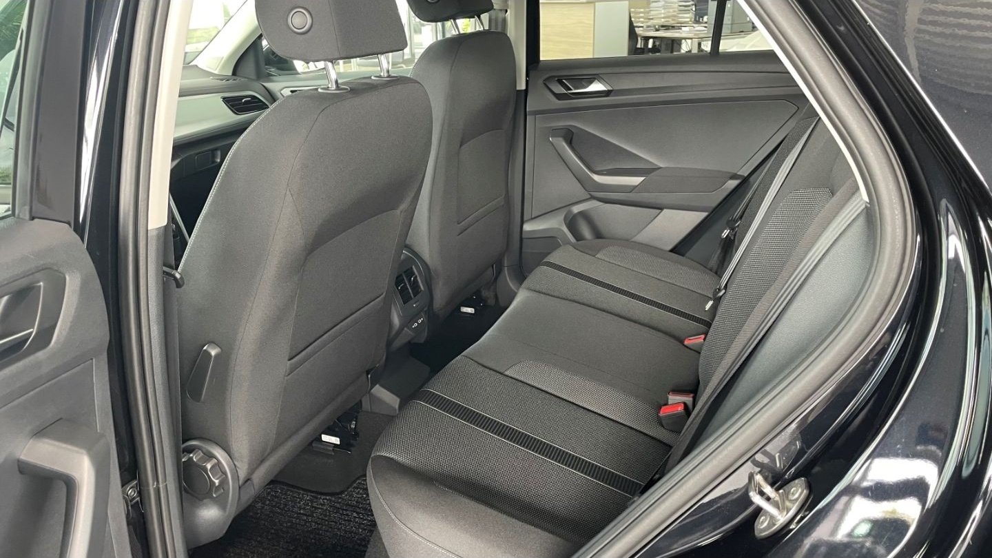 Volkswagen T-Roc Prime 1.5 TSI Navi Keyless LED Kamera ACC  foto 10