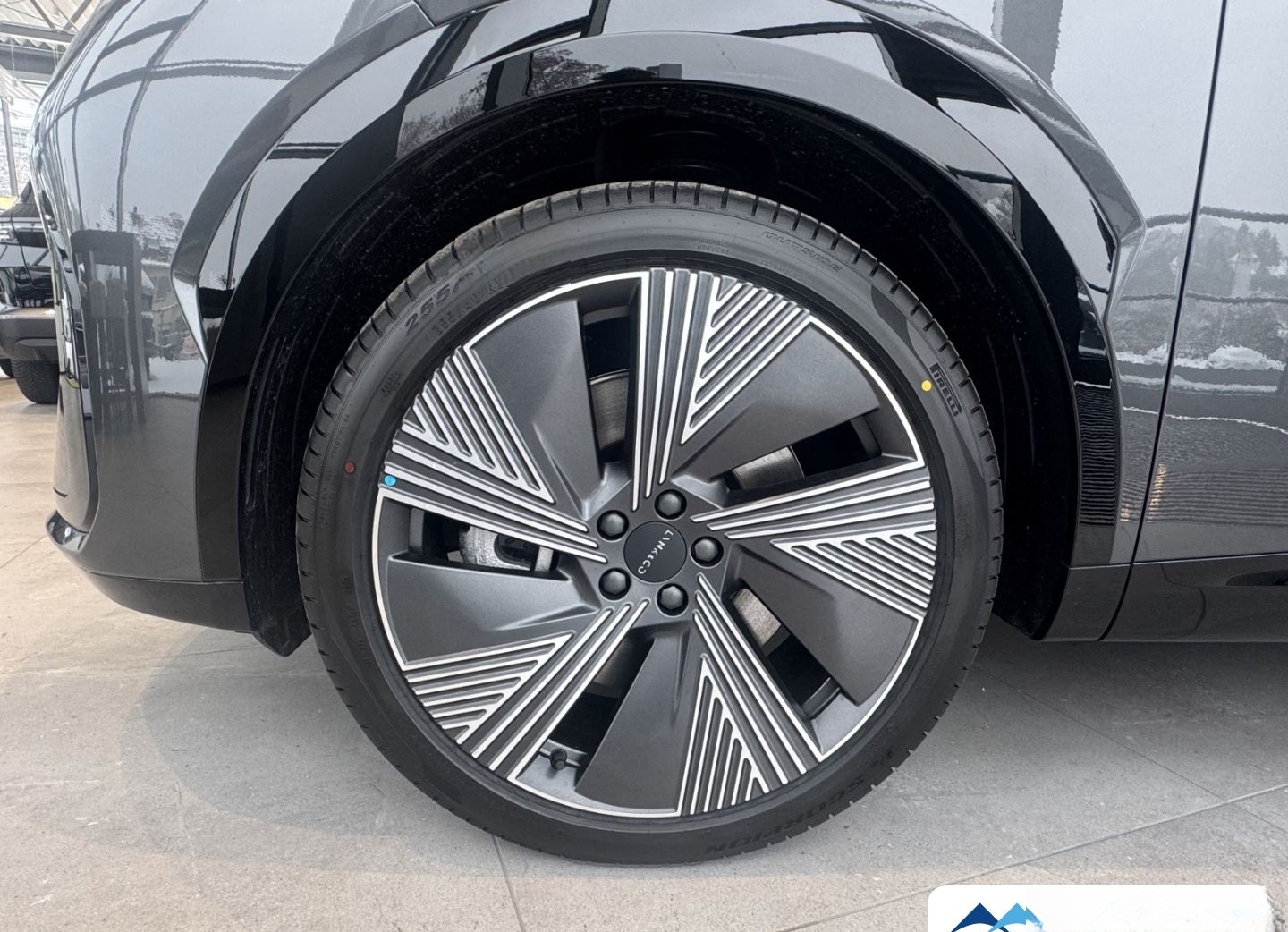 Lynk&Co 08 More/ACC/LED-MATRIX/MASSAGE/PANO/H&K Sound/fu foto 6