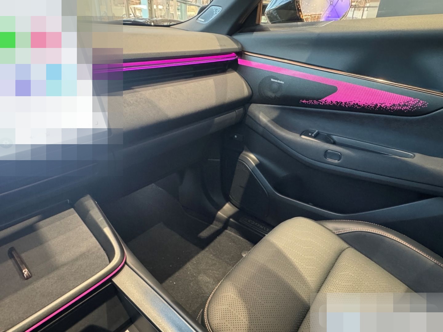 Lynk&Co 08 More/ACC/LED-MATRIX/MASSAGE/PANO/H&K Sound/fu foto 10