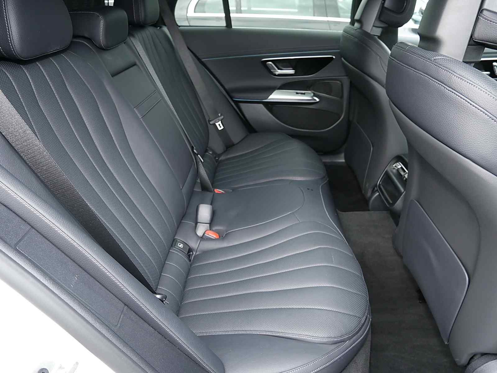 Mercedes-Benz E 450 d 4M T+AMG+SITZKLIMA+PANO+AHK+360°+DISTR.+ foto 7