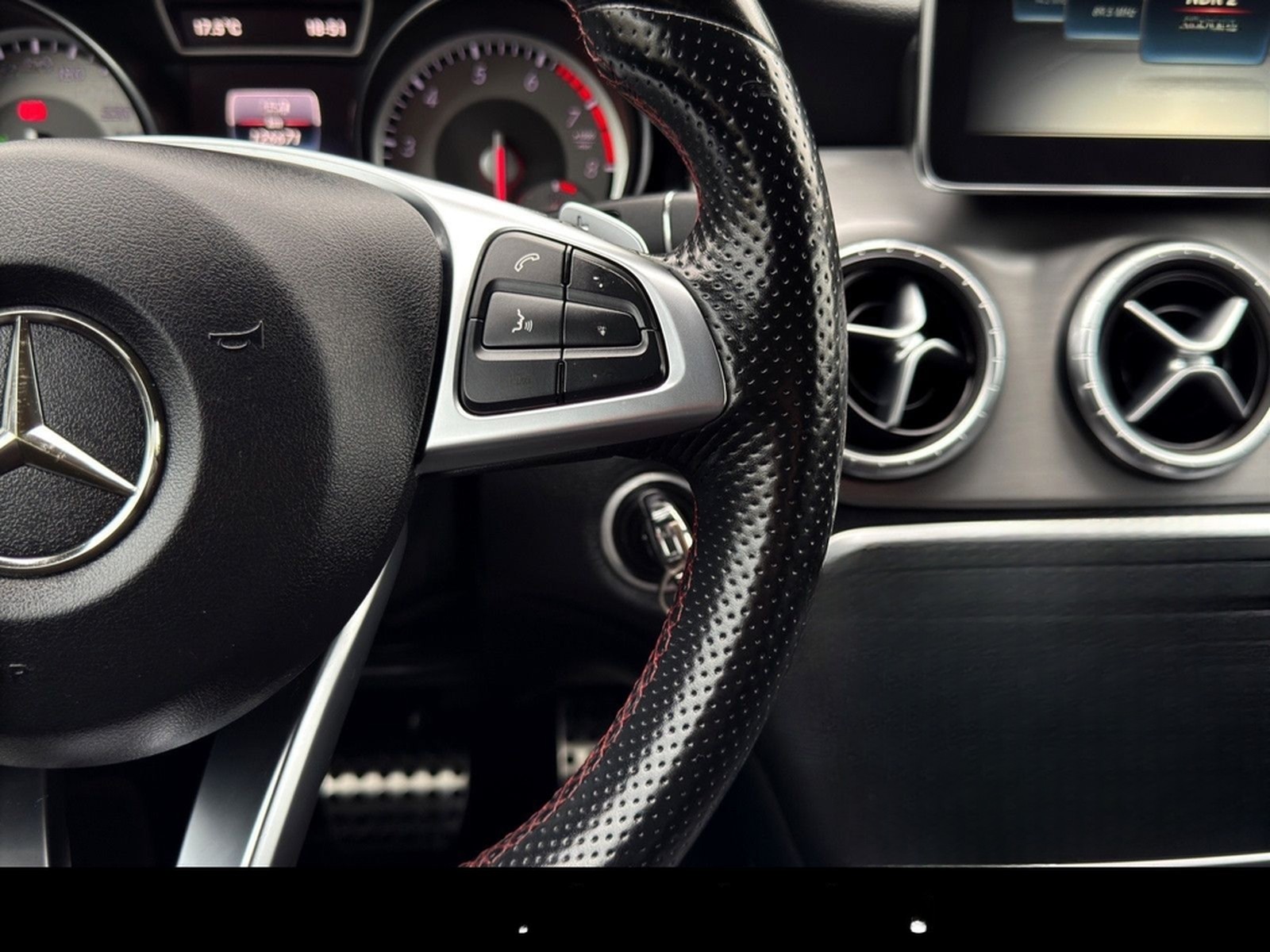 Mercedes-Benz CLA 250 Shooting Brake 4Matic AMG-Exclusivepaket foto 23
