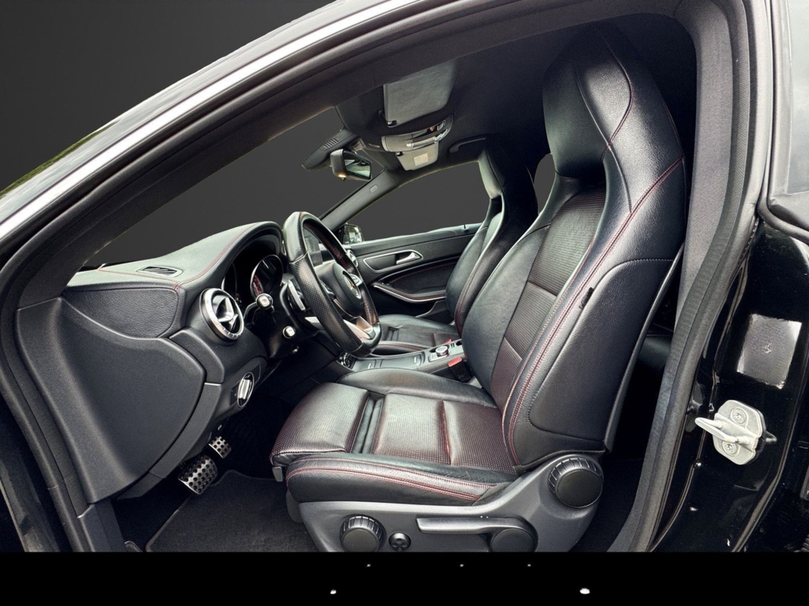 Mercedes-Benz CLA 250 Shooting Brake 4Matic AMG-Exclusivepaket foto 13