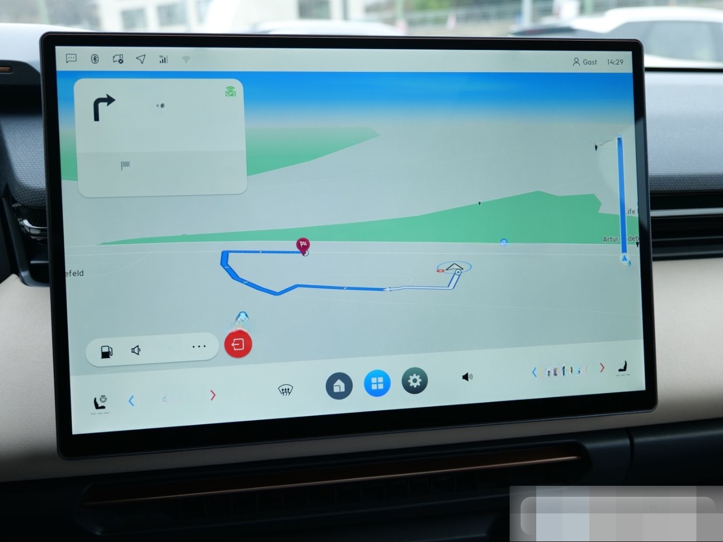 Lynk&Co 08 More/ACC/LED-MATRIX/MASSAGE/PANO/H&K Sound foto 20