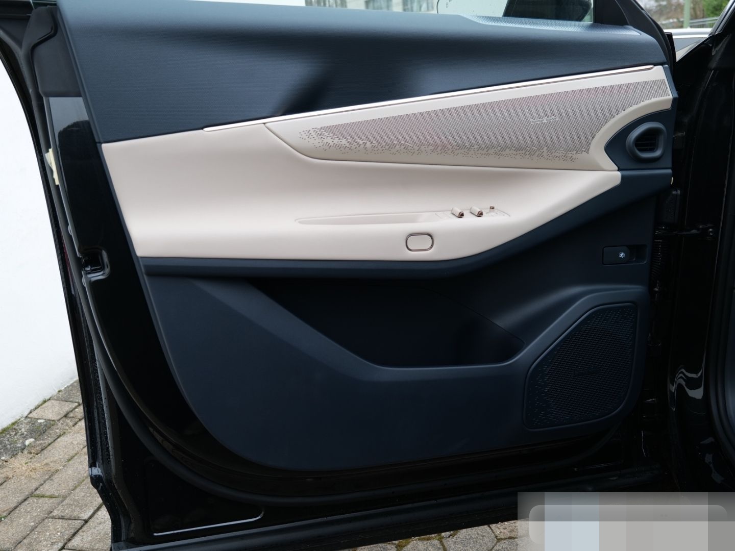 Lynk&Co 08 More/ACC/LED-MATRIX/MASSAGE/PANO/H&K Sound foto 9