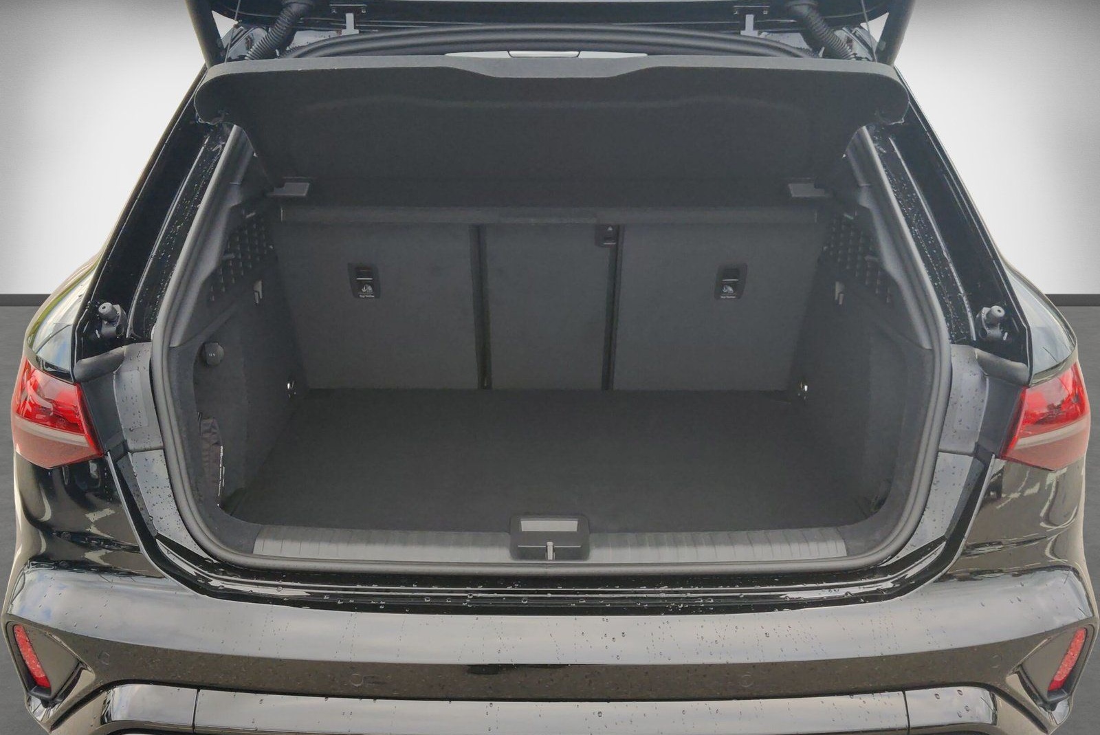 Audi RS3 Sportback UPE: 77.455.- 5JGar SONOS Matrix A foto 14