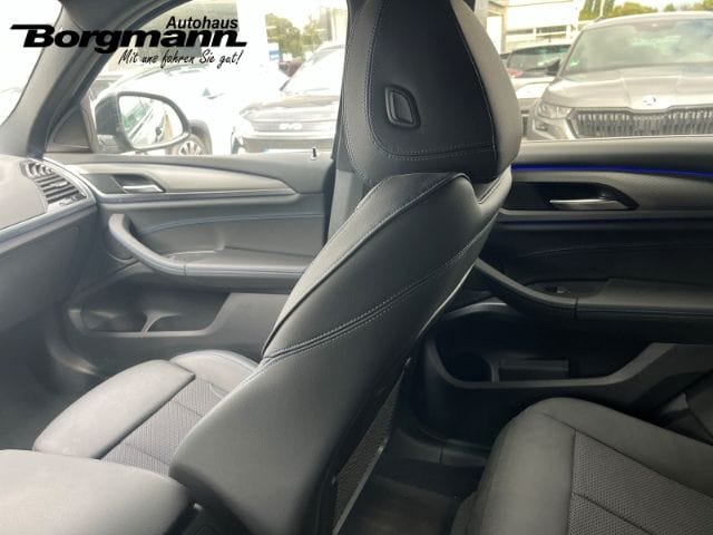 BMW X4 xDrive 30 i M Sport Park-Assistent Sportpaket foto 16