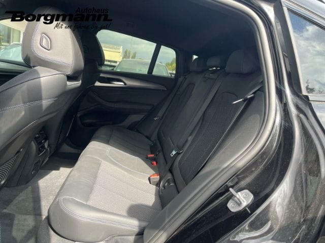 BMW X4 xDrive 30 i M Sport Park-Assistent Sportpaket foto 10