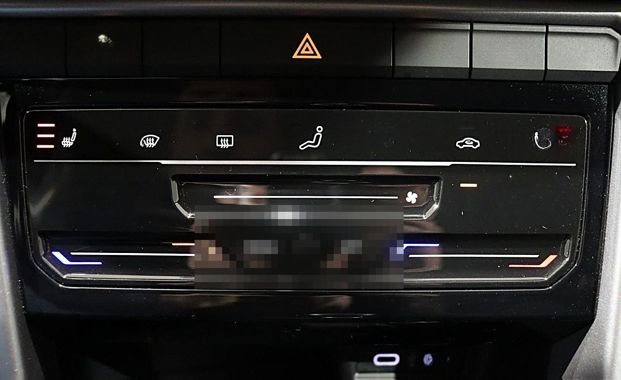 Volkswagen T-Roc Life 1.0 TSI ACC LED KAMERA PDC TEMPOMAT foto 13