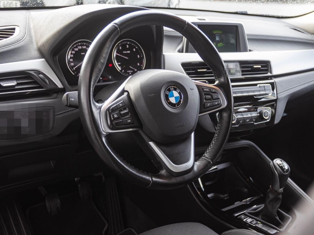 BMW X2 18d+DAB+LED+RFK+PDCv+h+SHZ+Temp+Klimaautomati foto 7