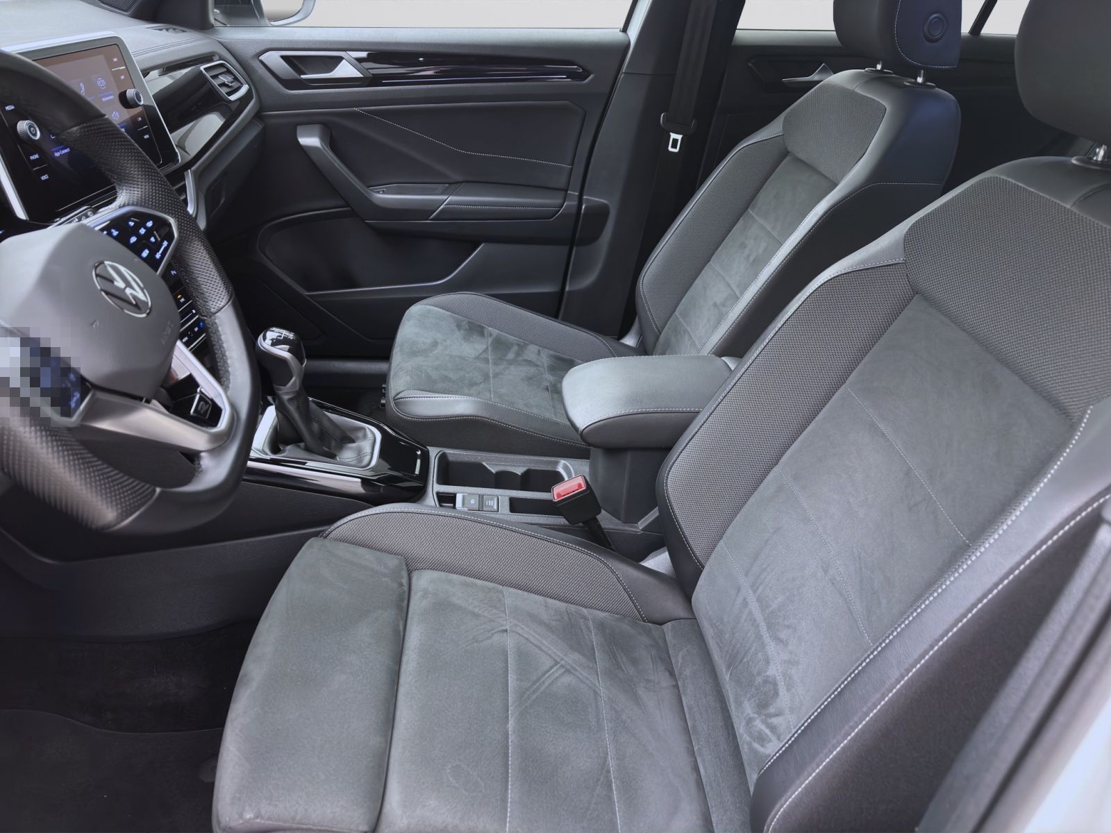 Volkswagen T-Roc 1.0 TSI R-LINE NAVI ACC KAMERA SITZHZG foto 9