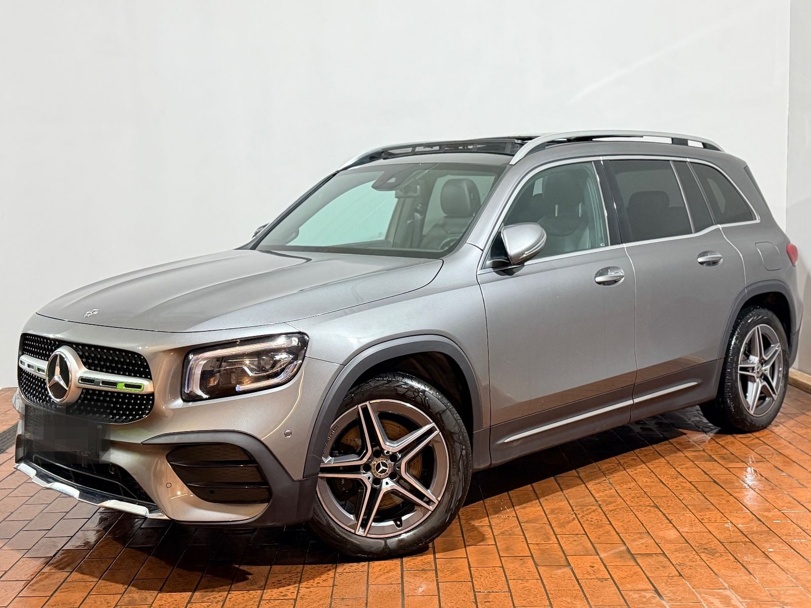 Mercedes-Benz GLB 250 4Matic AMG 7-Sitzer Pano Memory Keyless foto 2