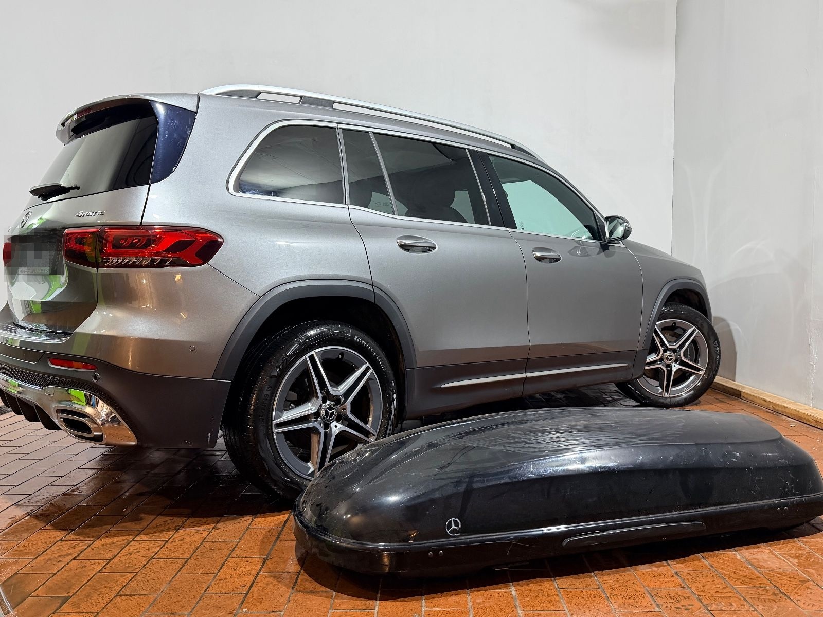 Mercedes-Benz GLB 250 4Matic AMG 7-Sitzer Pano Memory Keyless foto 17