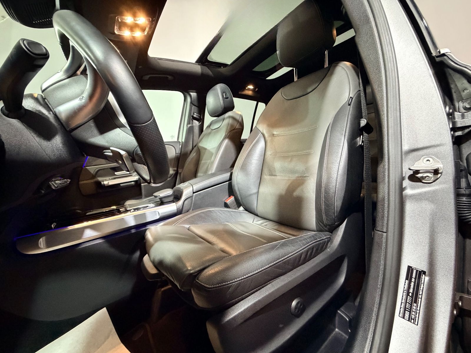 Mercedes-Benz GLB 250 4Matic AMG 7-Sitzer Pano Memory Keyless foto 23