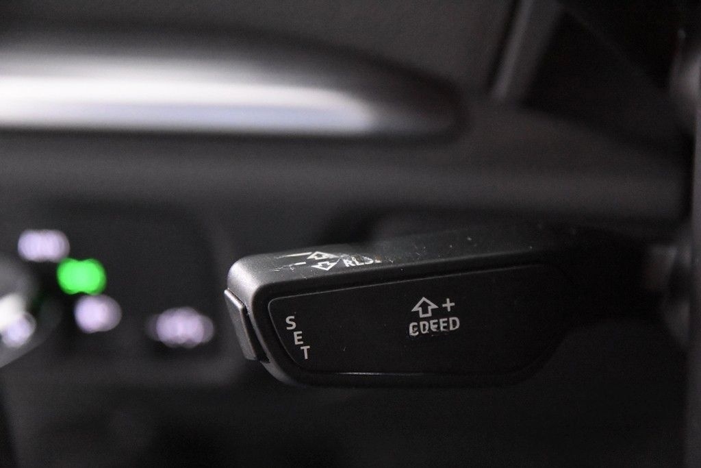 Audi A3 40 TFSI-e Sportback *1.Hand*Leder*SHZ*Navi* foto 18