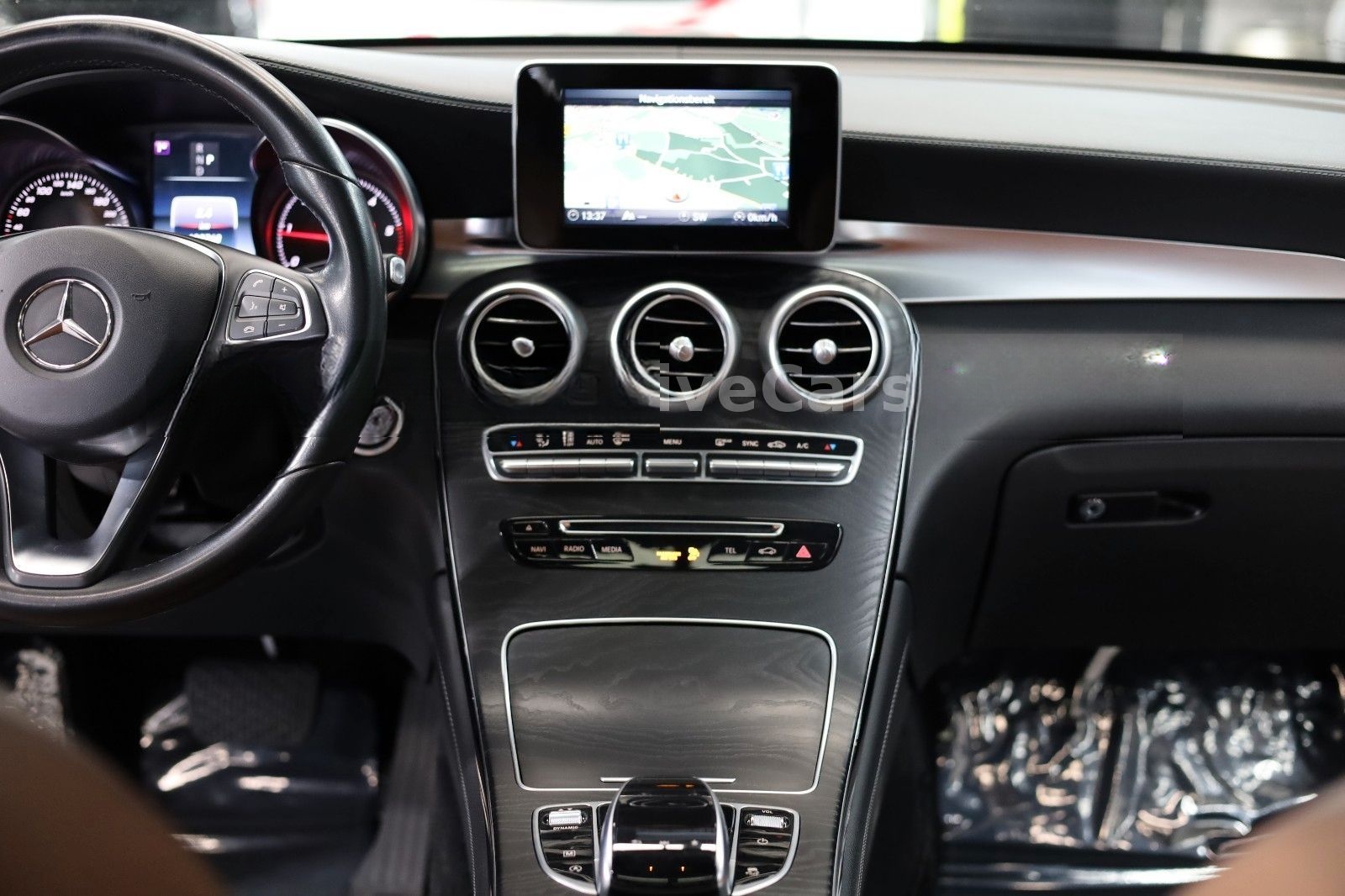 Mercedes-Benz GLC 220 d 4Matic AMG Edition 1*Pano*Led*360° foto 6