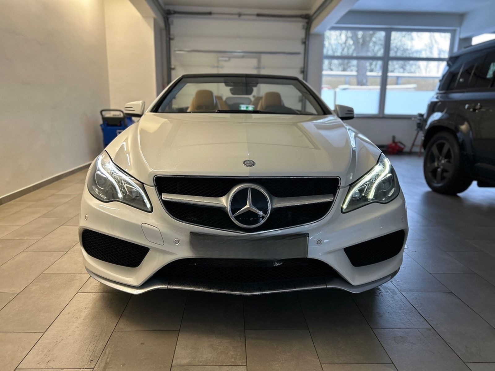 Mercedes-Benz E 300  Cabrio *AMG-Line* BlueEfficiency foto 2