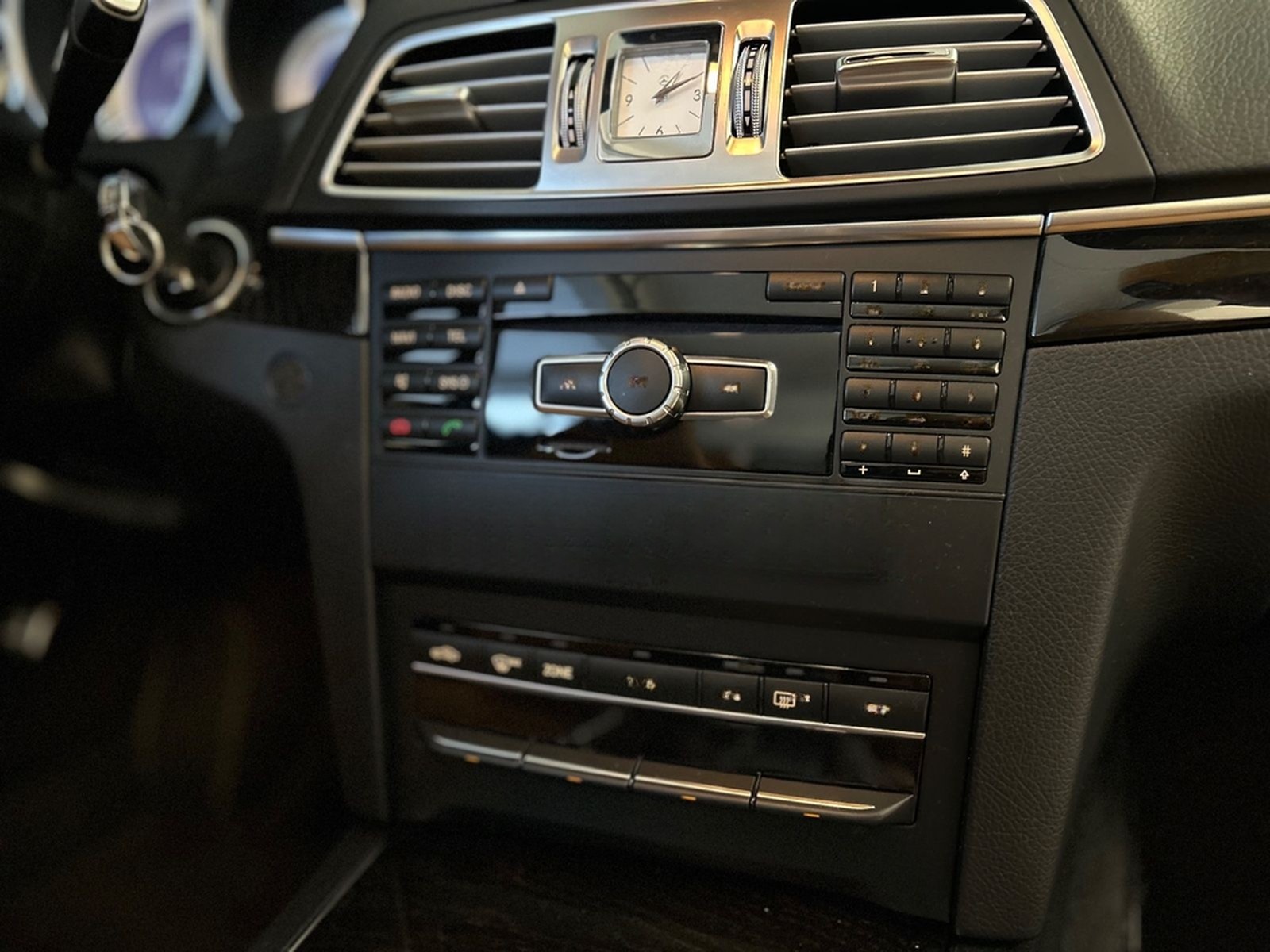 Mercedes-Benz E 300  Cabrio *AMG-Line* BlueEfficiency foto 11