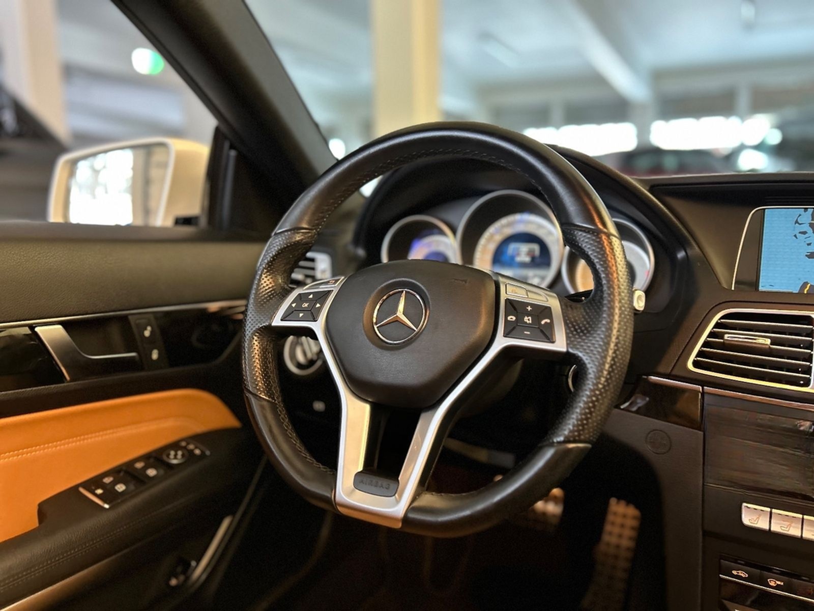 Mercedes-Benz E 300  Cabrio *AMG-Line* BlueEfficiency foto 15