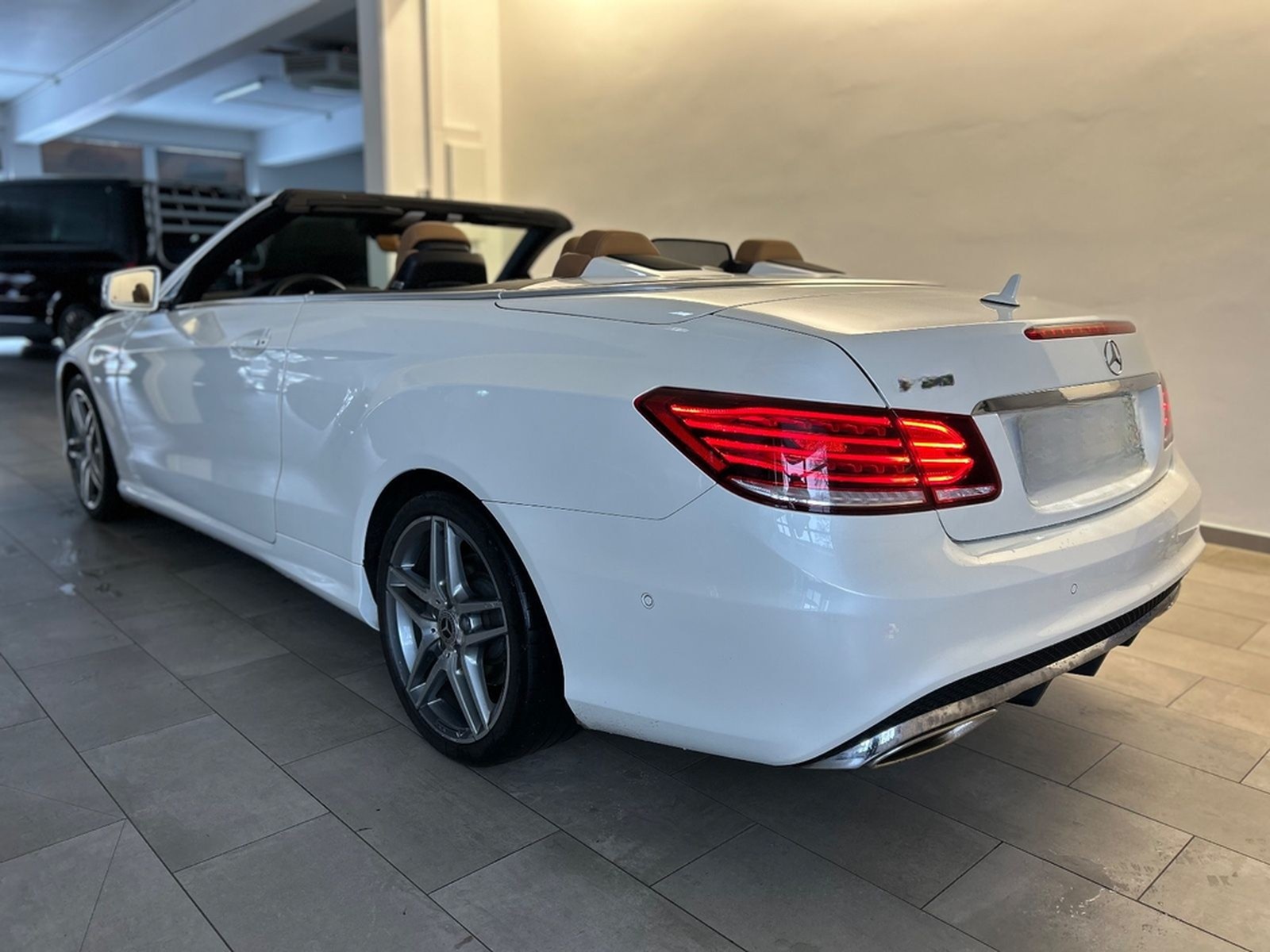Mercedes-Benz E 300  Cabrio *AMG-Line* BlueEfficiency foto 4