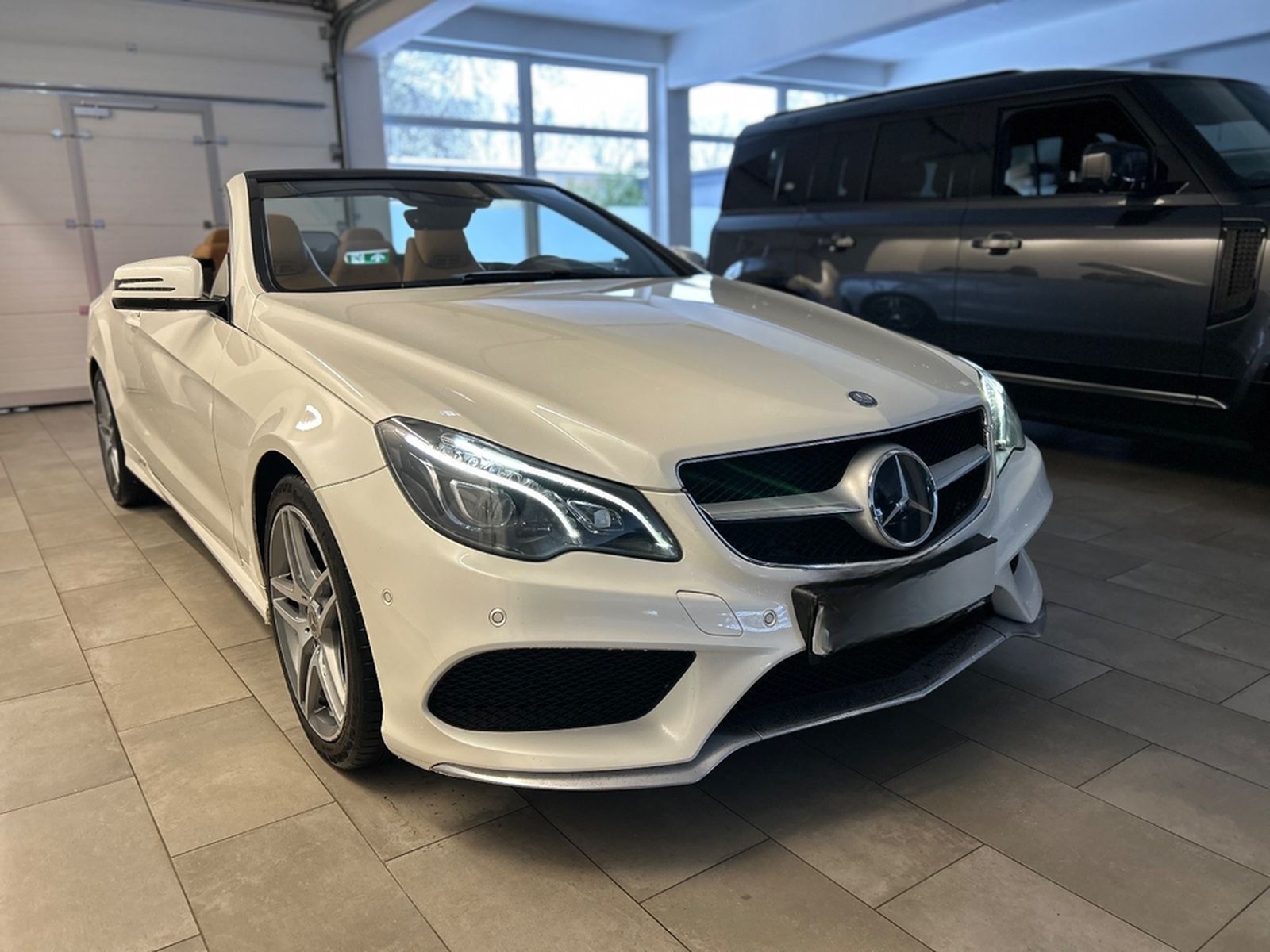 Mercedes-Benz E 300  Cabrio *AMG-Line* BlueEfficiency foto 5
