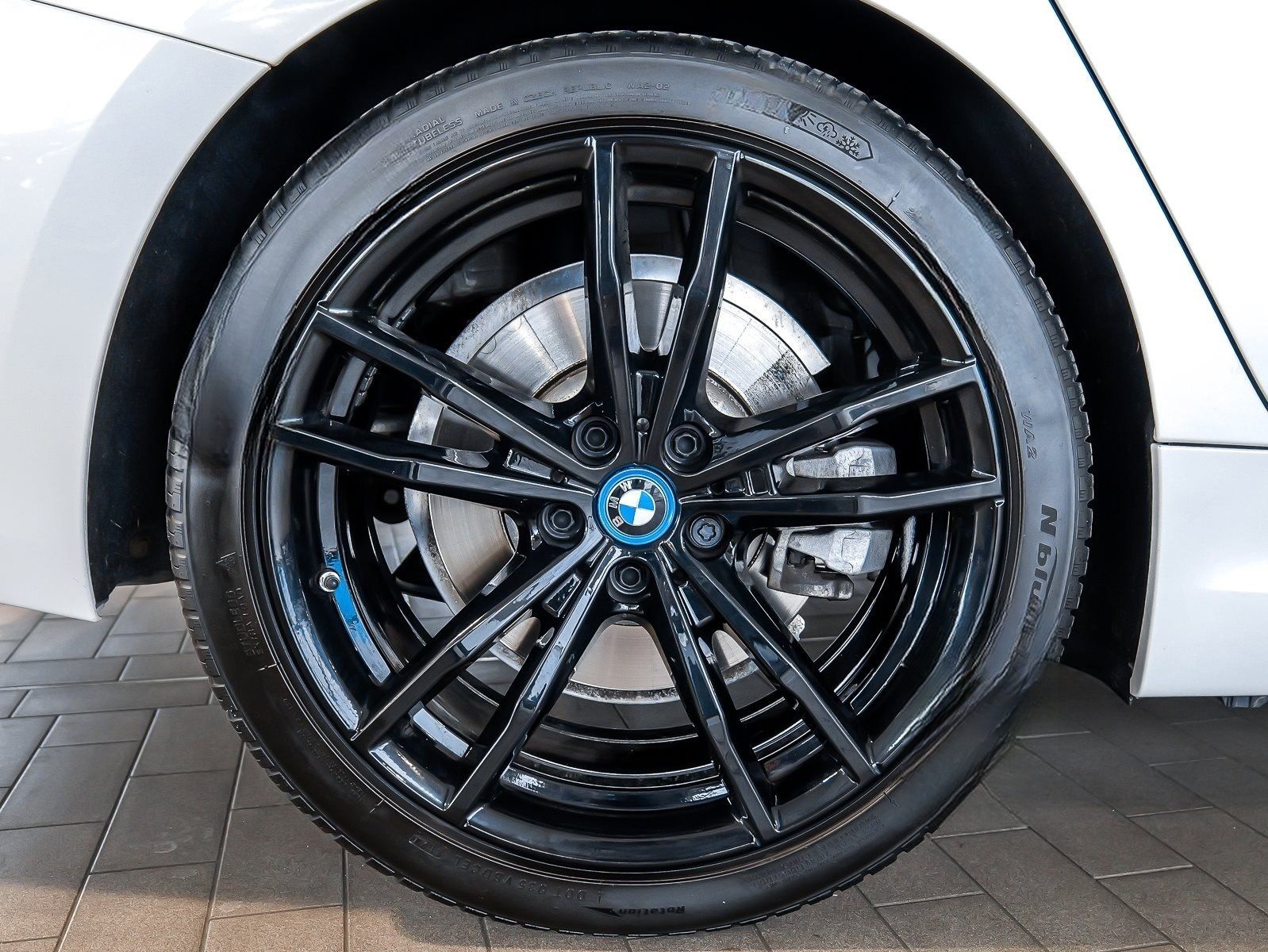 BMW 330e xDrive Touring M-Sport UPE82.900 AHK DAProf foto 8
