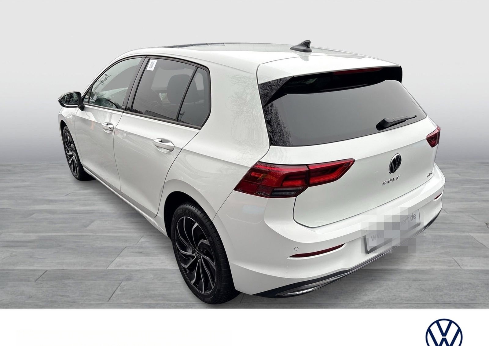 Volkswagen Golf VIII 1.0 eTSI ACTIVE PANO ACC NAVI LM17 foto 3