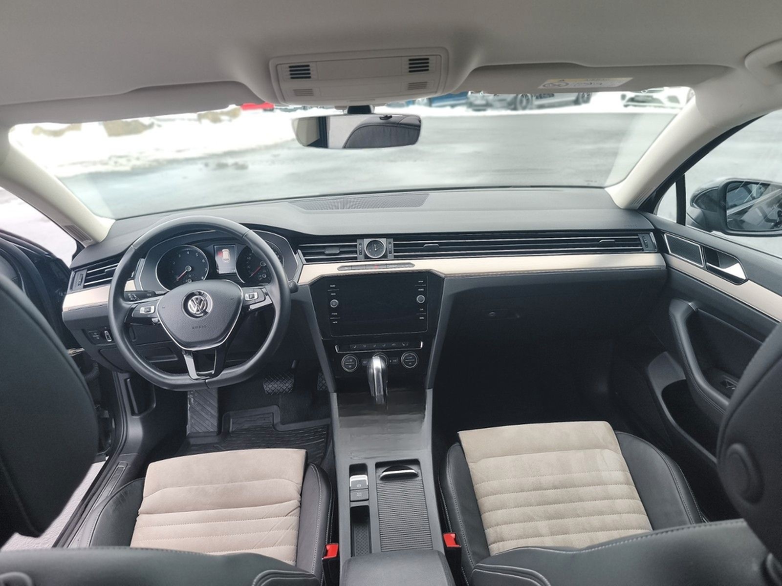 Volkswagen Passat V.2.0 TSI 280PS 4*4 Highline R-Line+AHK foto 18