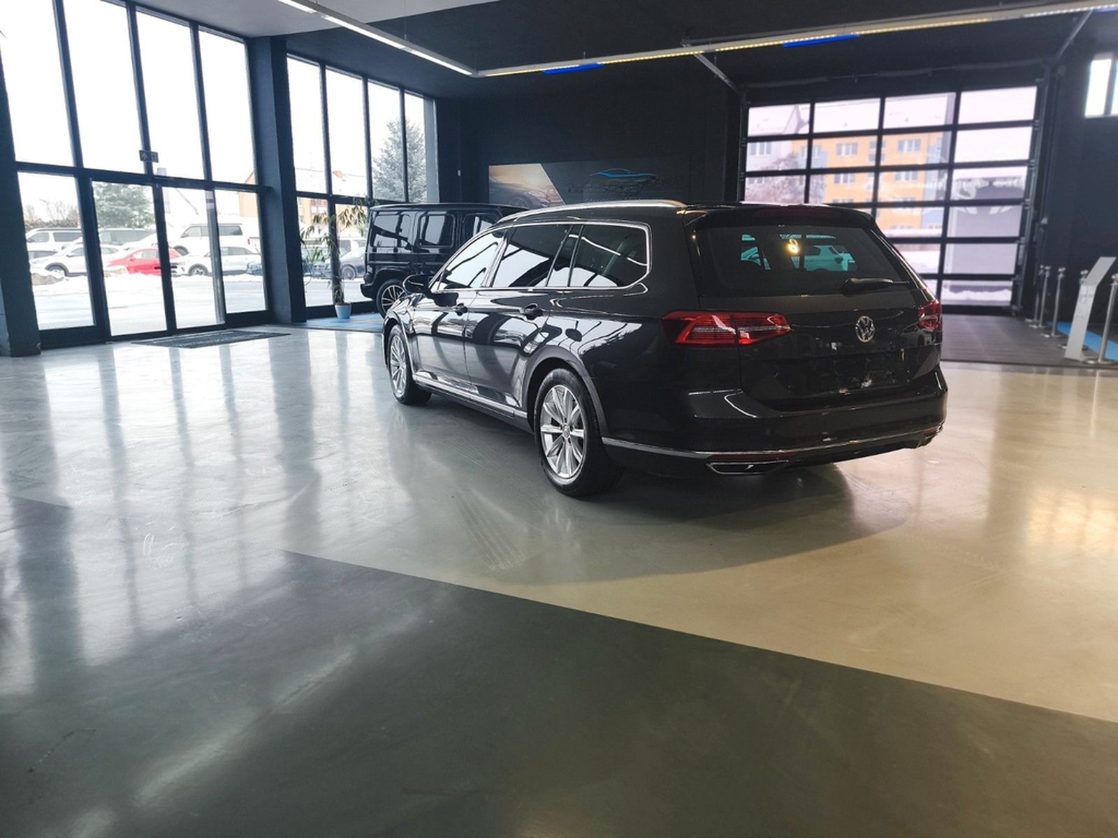 Volkswagen Passat V.2.0 TSI 280PS 4*4 Highline R-Line+AHK foto 3