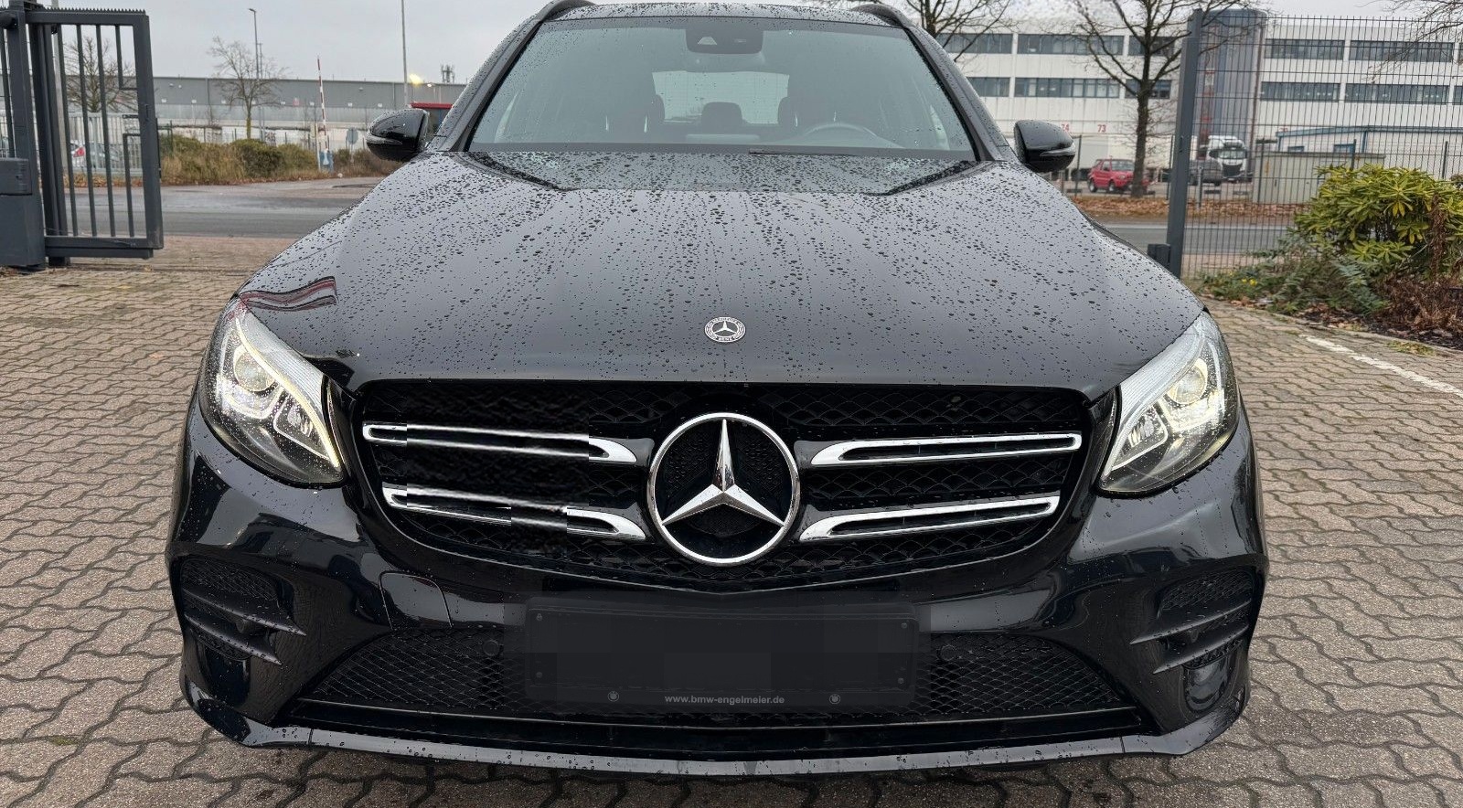 Mercedes-Benz GLC 300 4Matic AMG foto 2