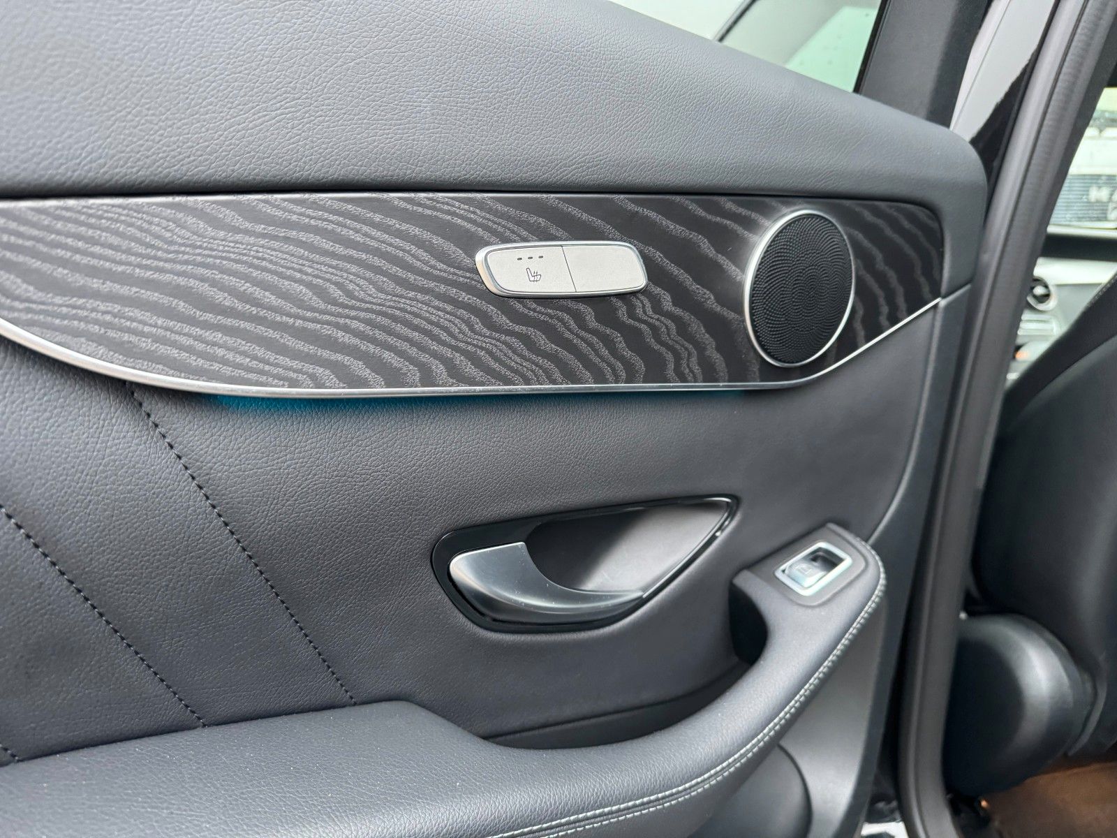 Mercedes-Benz GLC 300 4Matic AMG foto 20