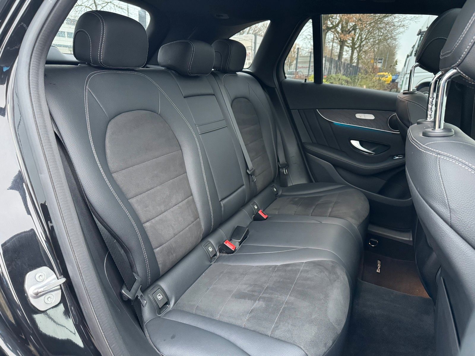 Mercedes-Benz GLC 300 4Matic AMG foto 23