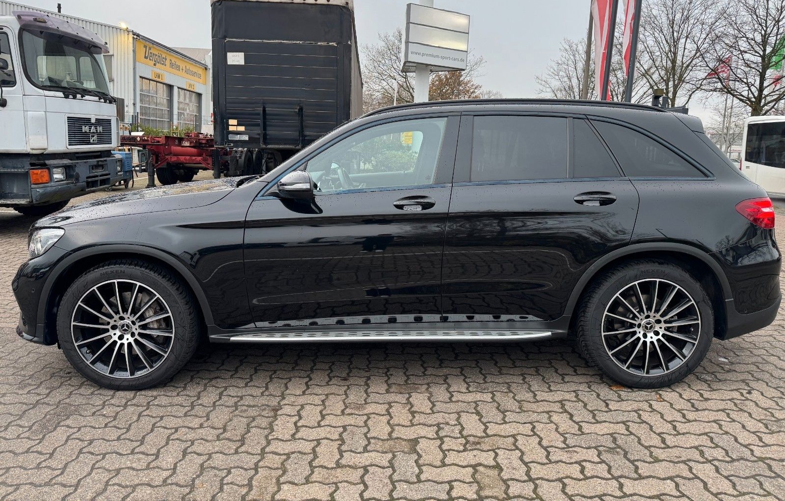 Mercedes-Benz GLC 300 4Matic AMG foto 4