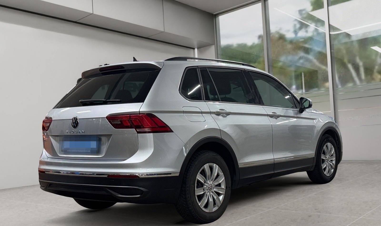 Volkswagen Tiguan Life Aut., 2.Hand, Insp+Tüv Neu foto 3
