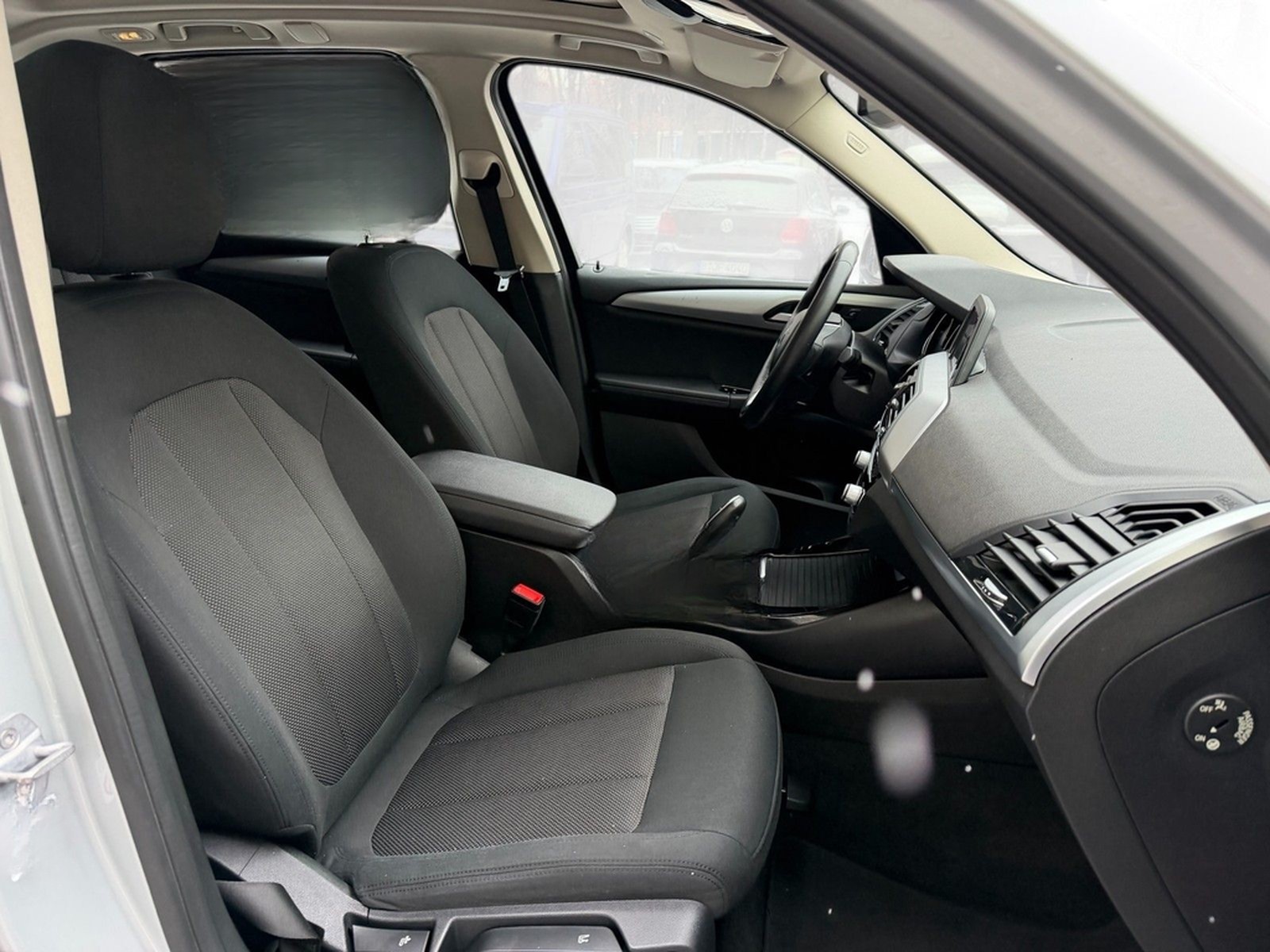 BMW X3 xDrive 20 i Advantage Panorama Dach foto 4