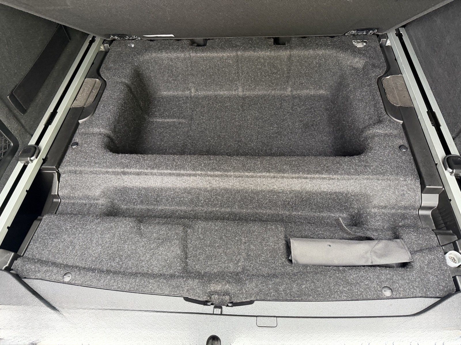 BMW X3 xDrive 20 i Advantage Panorama Dach foto 38