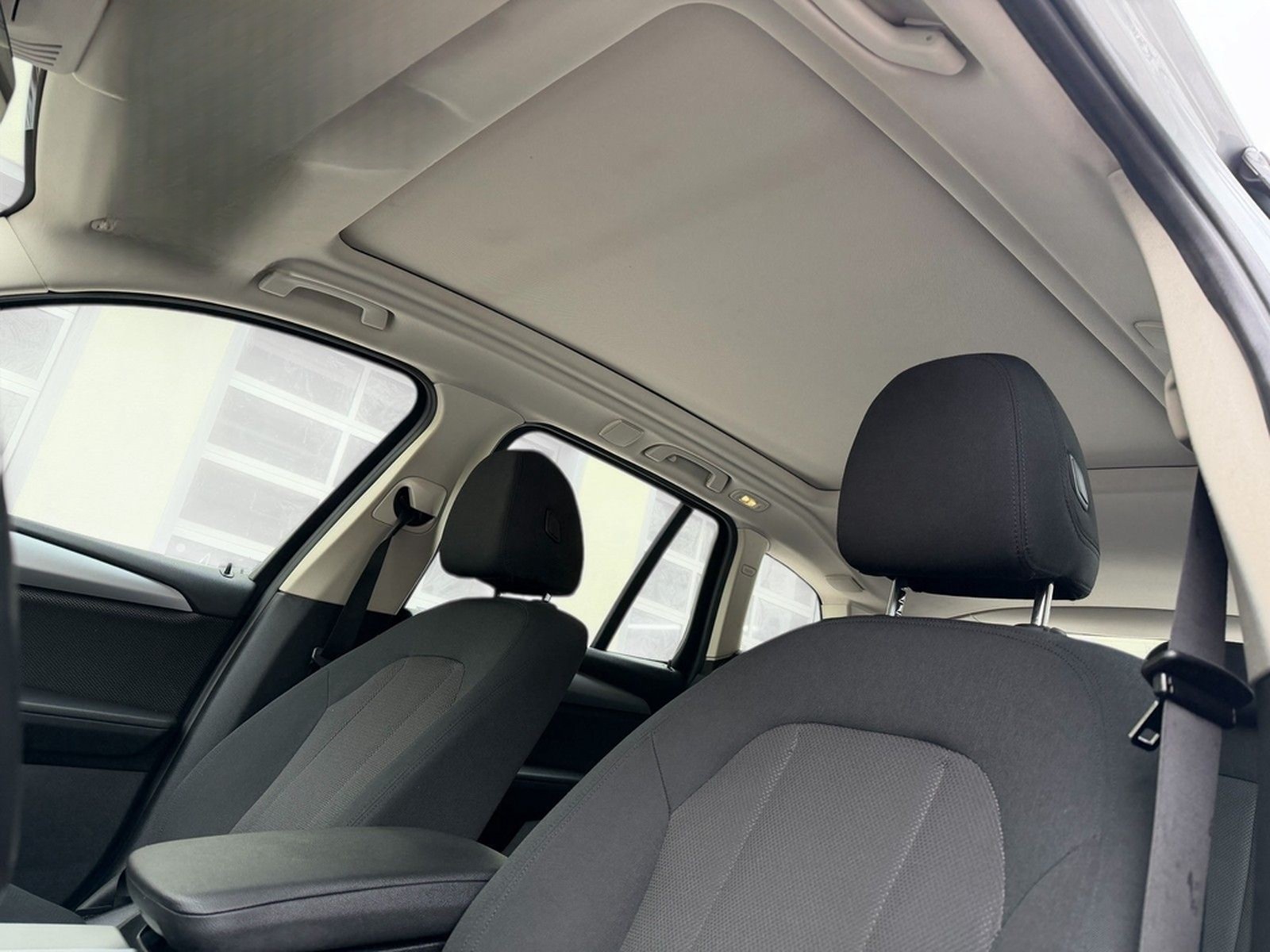 BMW X3 xDrive 20 i Advantage Panorama Dach foto 10