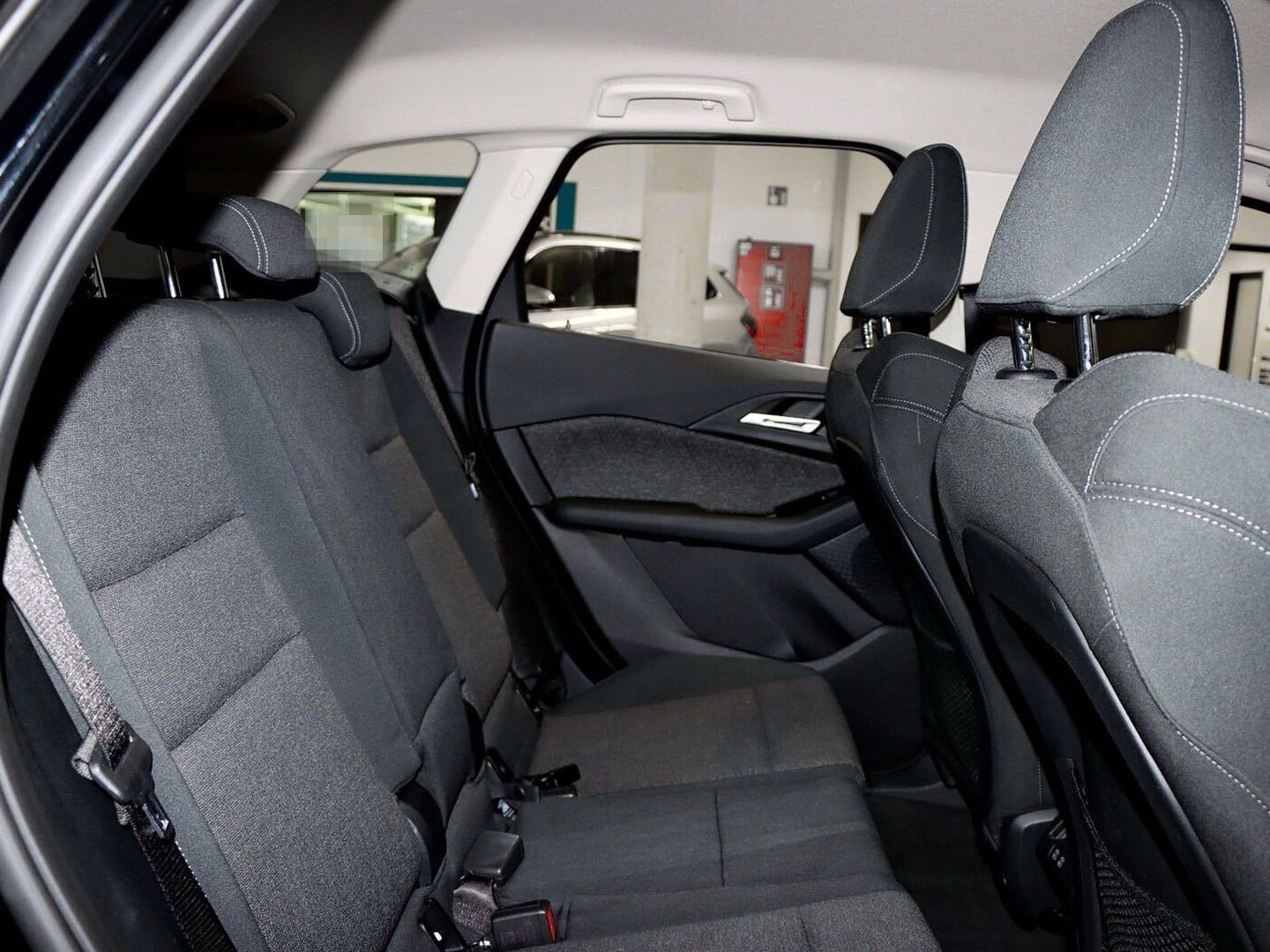 BMW 218d foto 8