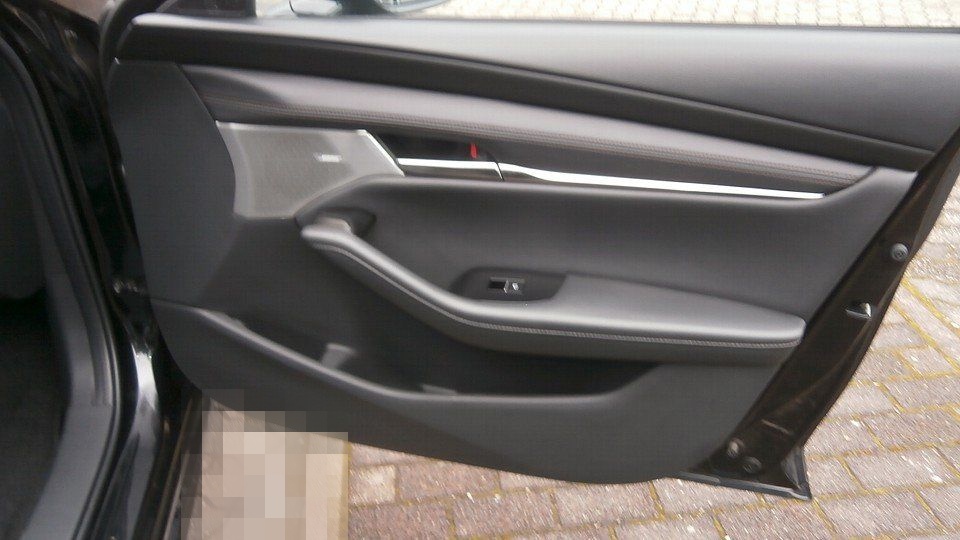 Mazda 3 2.5L e-SKYACTIV G 140PS 6AT FWD TAKUMI foto 13