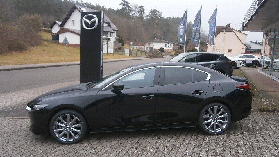 Mazda 3 2.5L e-SKYACTIV G 140PS 6AT FWD TAKUMI foto 3