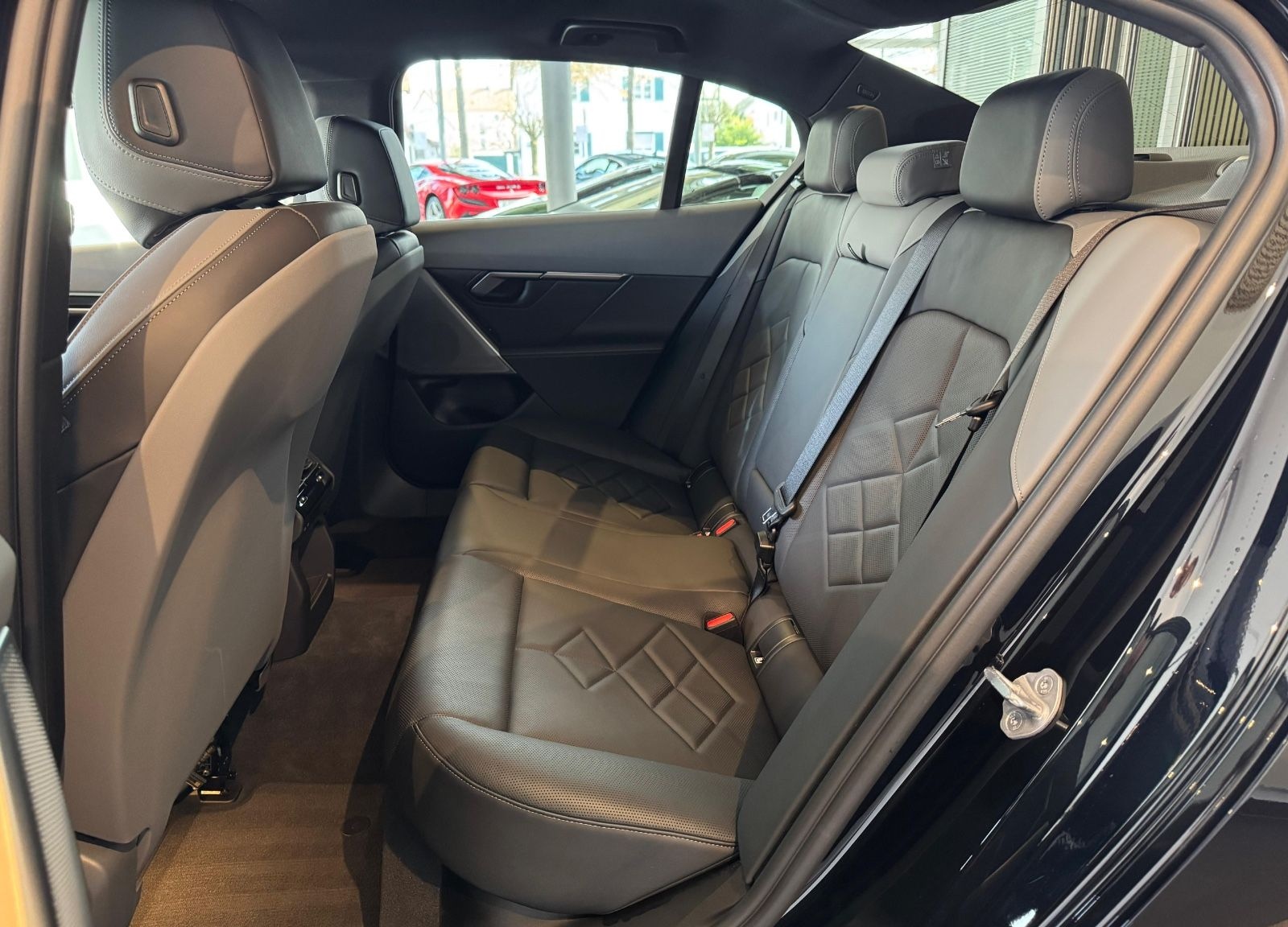 BMW 540d xDrive Lim *M-Sport/CAM/Driv-Assist/LED/LCI foto 17