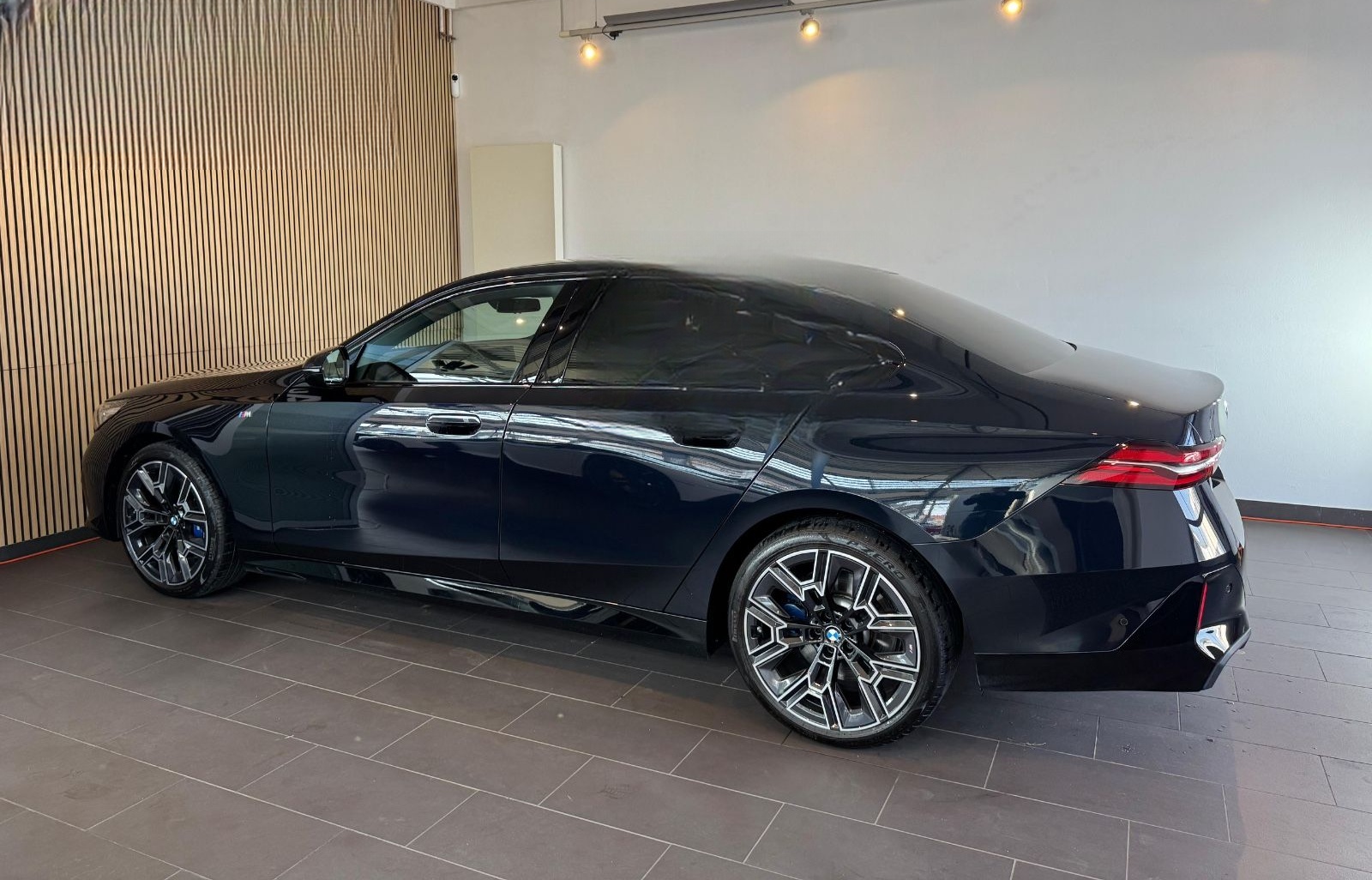 BMW 540d xDrive Lim *M-Sport/CAM/Driv-Assist/LED/LCI foto 5