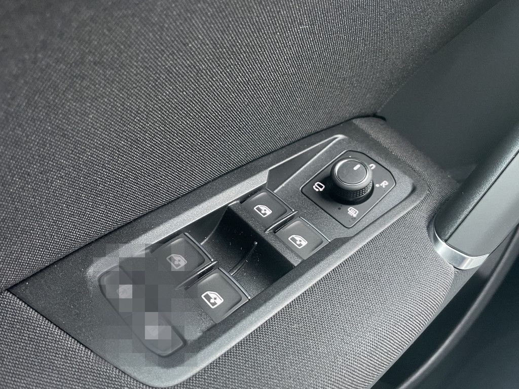 Volkswagen Touran 1.5 TSI Highline DSG+LED+CLIMAT+APP+NAV foto 16