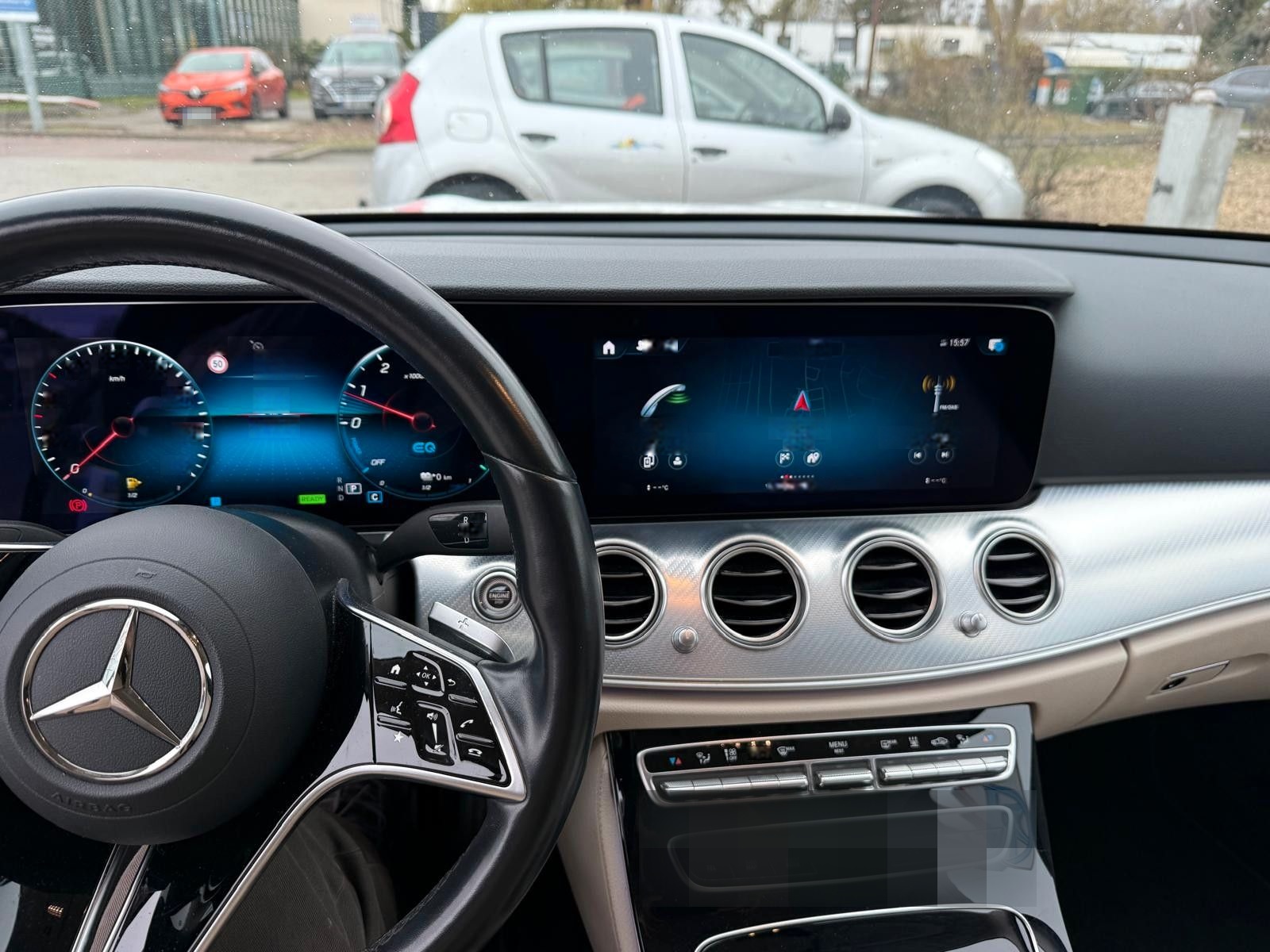 Mercedes-Benz E 300 E T-Modell E 300 de foto 13